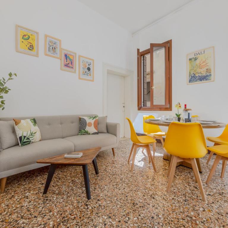 Maison My Rialto -160sqm Near Rialto Bridge - Grand Canal Glimpse Balcony - Appartamento con 2 Camere da Letto e Balcone - 7