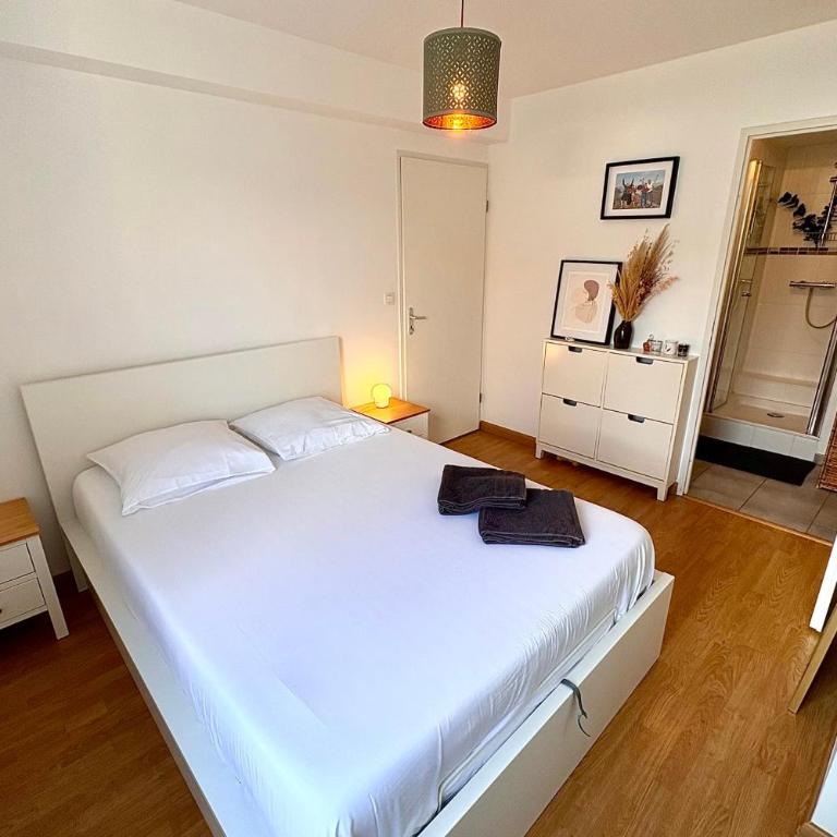 Apartment with balcony near Nantes train station - Apartamento - 17