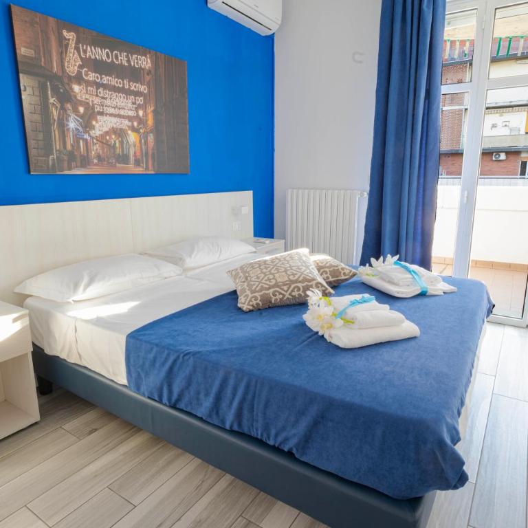 B&B Bologna Fair Tower - Camera Matrimoniale/Doppia con Letti Singoli con Bagno Privato - 8