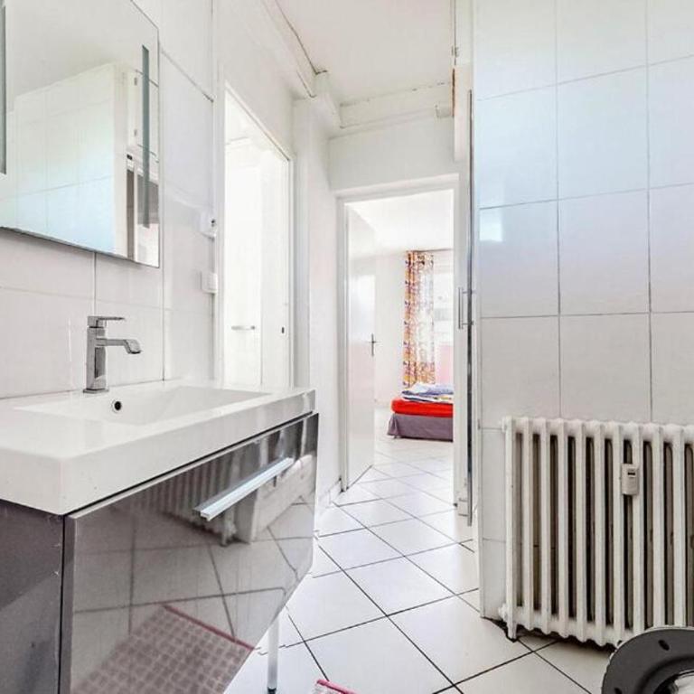 LIMOGES, en résidense avec stassionemen, à 10minut CHU , A20 , RN141 - Appartement 2 Chambres - Vue sur Jardin - 3