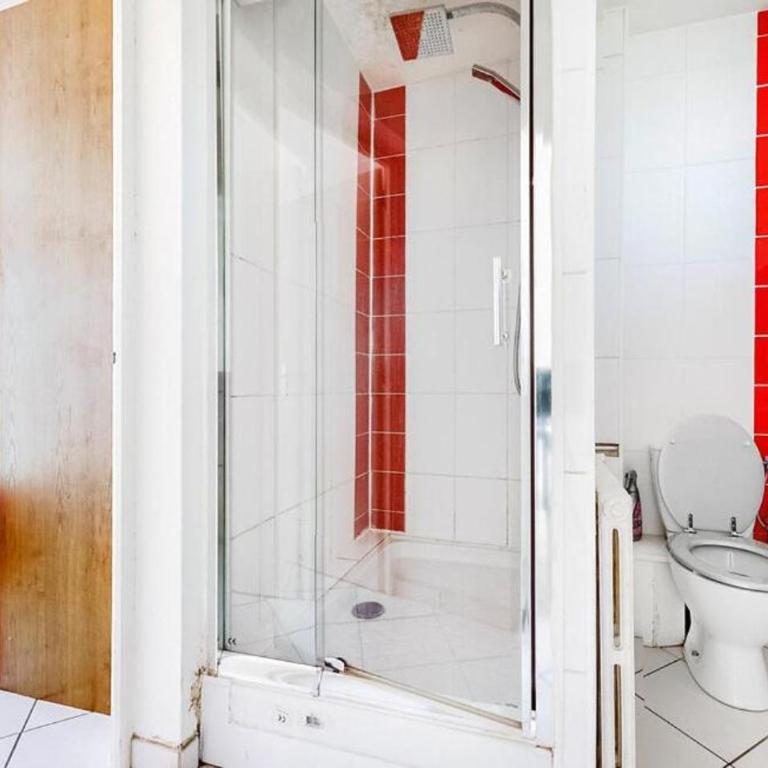 LIMOGES, en résidense avec stassionemen, à 10minut CHU , A20 , RN141 - Appartement 2 Chambres - Vue sur Jardin - 5