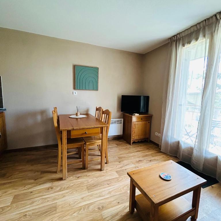 Albiez appartement 4 à 6 personnes - Appartement 2 Chambres Deluxe avec Balcon - 6