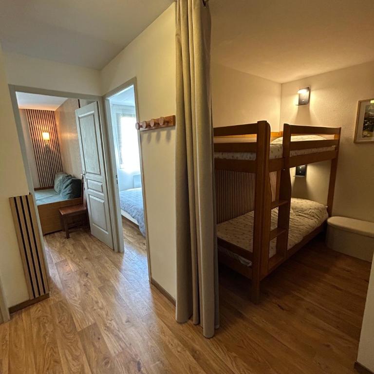 Albiez appartement 4 à 6 personnes - Appartement 2 Chambres Deluxe avec Balcon - 8