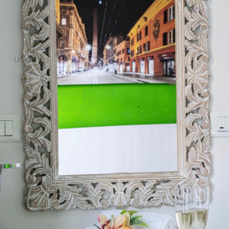 B&B Bologna Fair Tower - Camera Matrimoniale/Doppia con Letti Singoli con Bagno Privato - 11