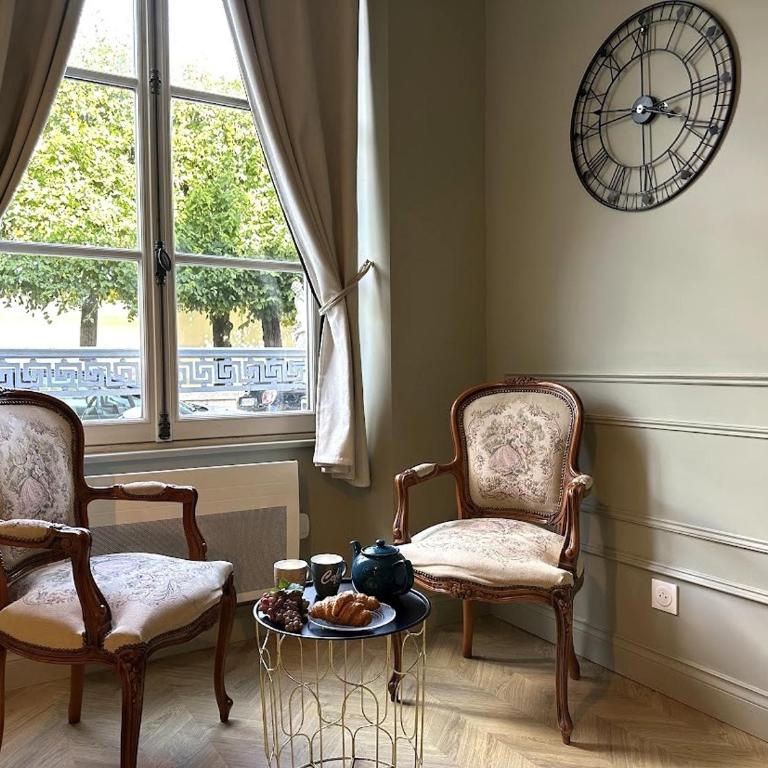 N Sur la Place Romantique Balneo in Nancy - Appartement 1 Chambre - 2