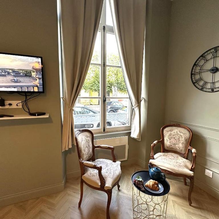 N Sur la Place Romantique Balneo in Nancy - Appartement 1 Chambre - 10