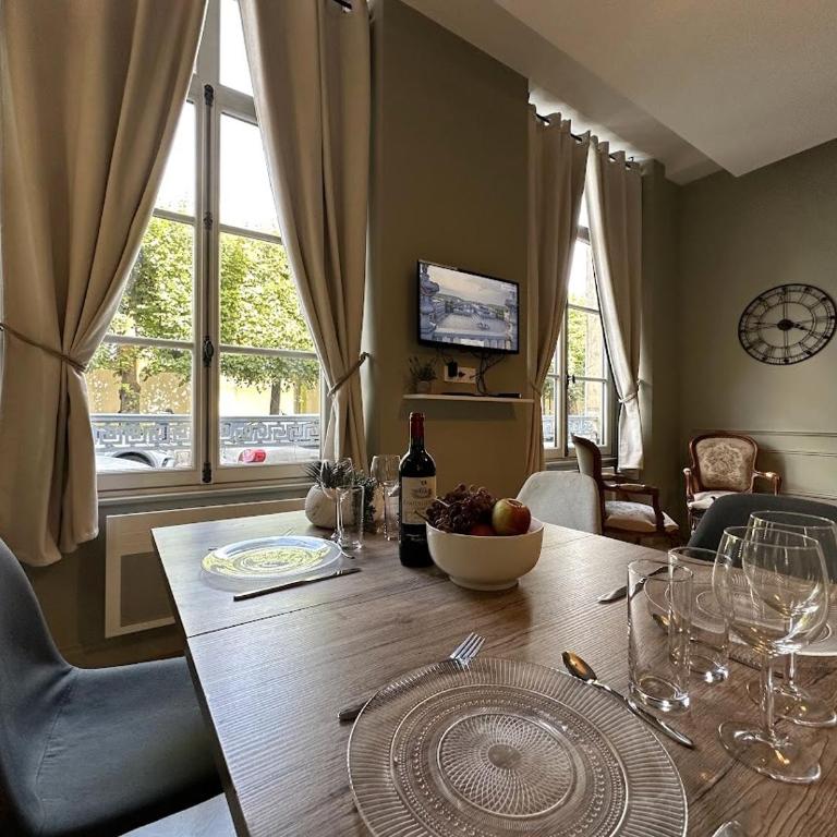 N Sur la Place Romantique Balneo in Nancy - Appartement 1 Chambre - 11