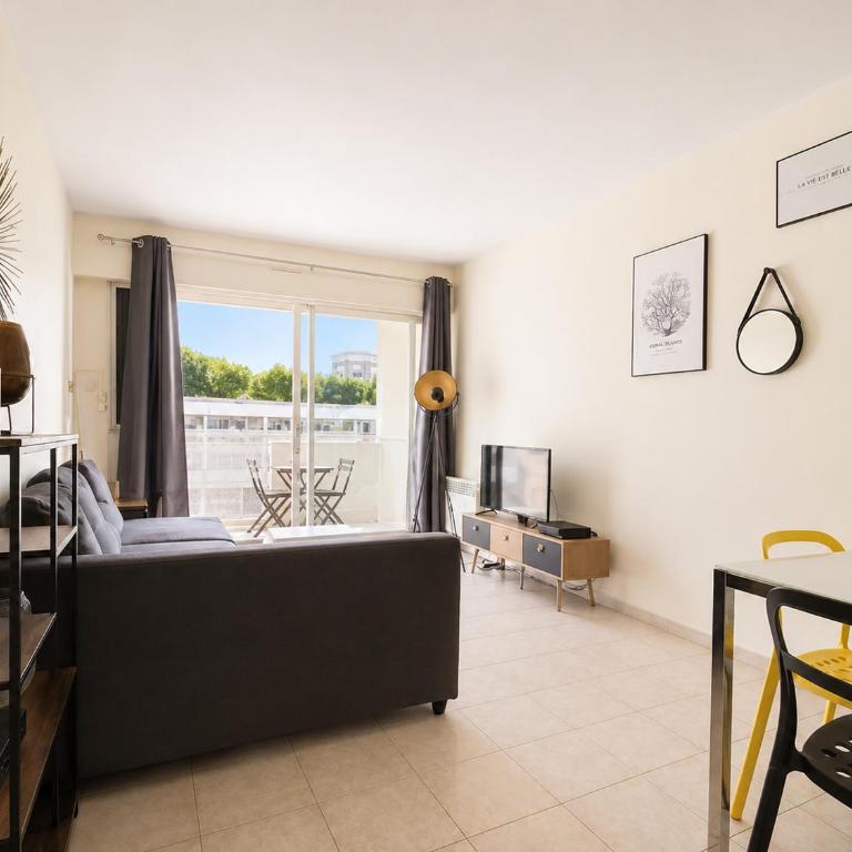 Le Pitot - Beau T2, terrasse, Centre ville, Arceaux - Apartment mit 2 Schlafzimmern - 3