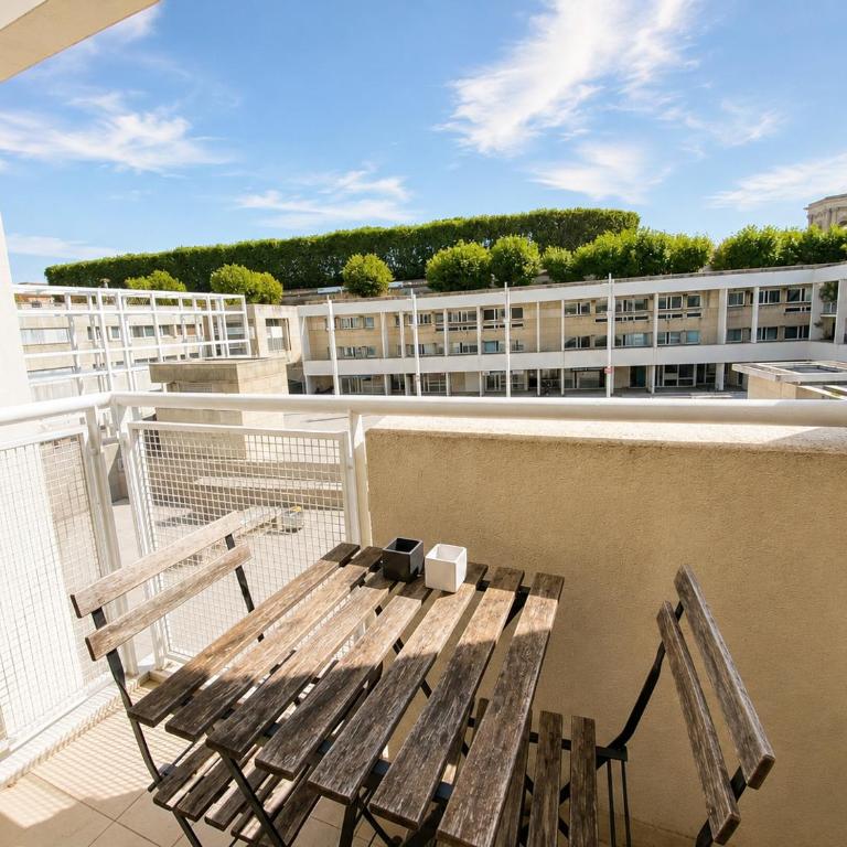 Le Pitot - Beau T2, terrasse, Centre ville, Arceaux - Apartment mit 2 Schlafzimmern - 13