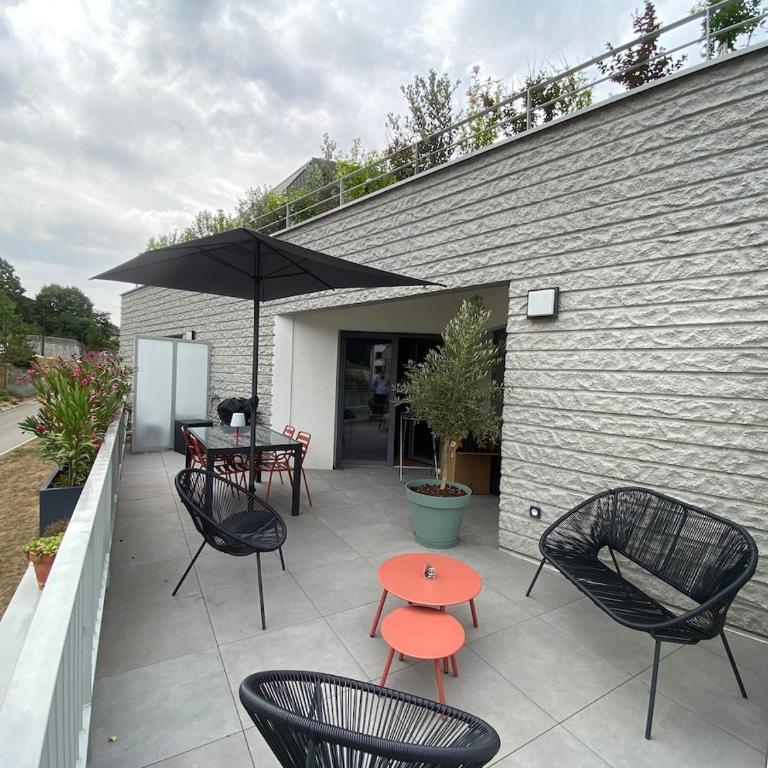 Pépites Suites - LA SCENE DU LAC - Deux pièces haut de gamme avec garage privée - Appartement 2 Chambres - 3