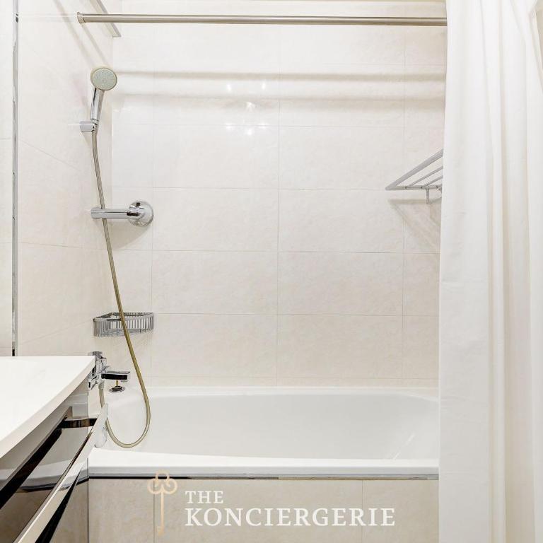 Appartement Familial au centre de Paris - Saint Martin - Appartement - 11