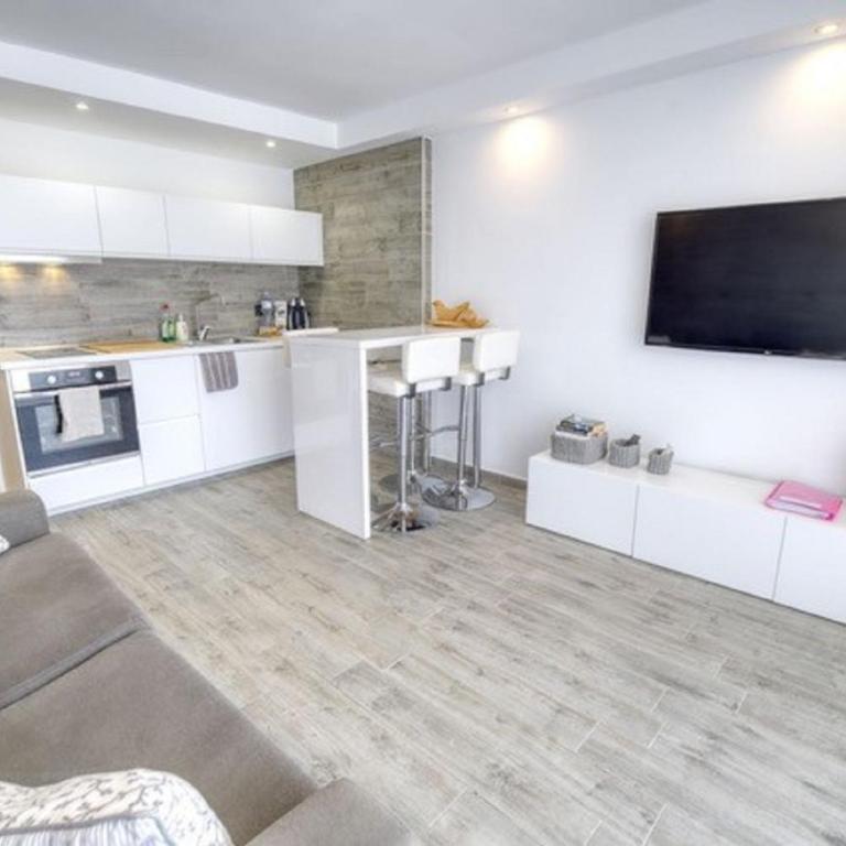 322 Playa Honda AC and Terrace - Apartamento de 1 dormitorio - 11