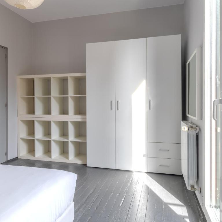 San Sebastian playa Zurriola-NO PARTIES AT HOME-NO FIESTAS EN CASA-300 meters to the beach-90 m2 - Three-Bedroom Apartment - 17