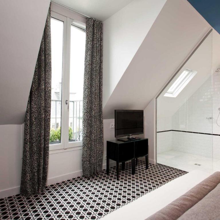 Hôtel Emile Le Marais - Chambre Double avec Balcon - 2