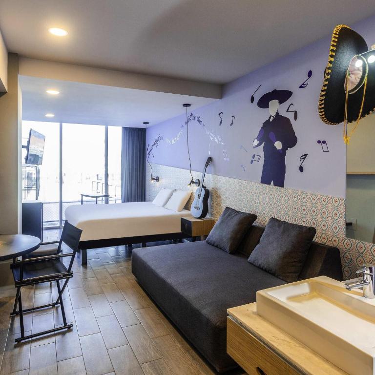 Ibis Styles Merida Galerias - Suite King Room with Sofa Bed - 1