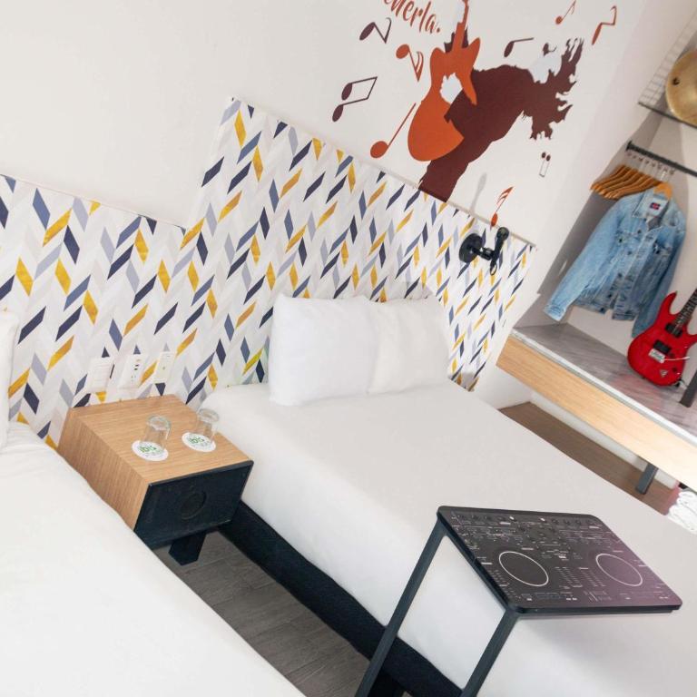 Ibis Styles Merida Galerias - Standard Room with Twin Double Beds - 8