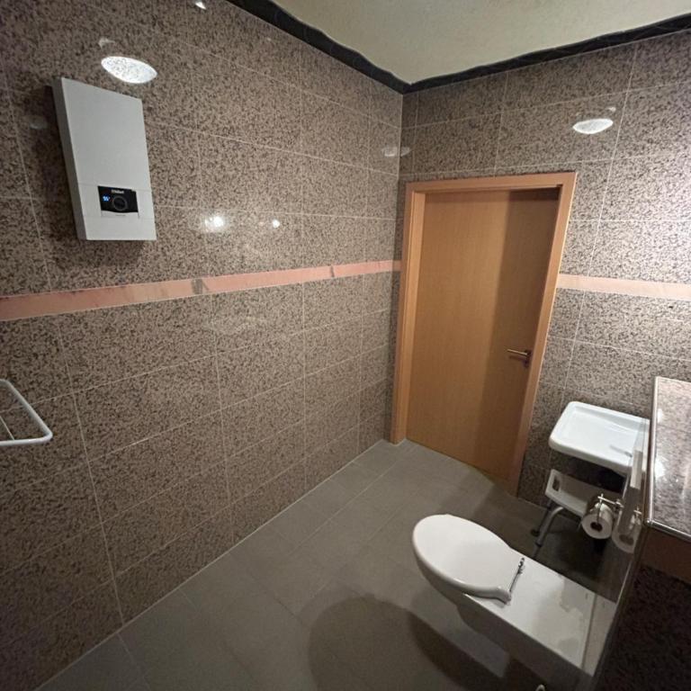 Pension Rinno - Camera Tripla con Accesso Disabili - 7