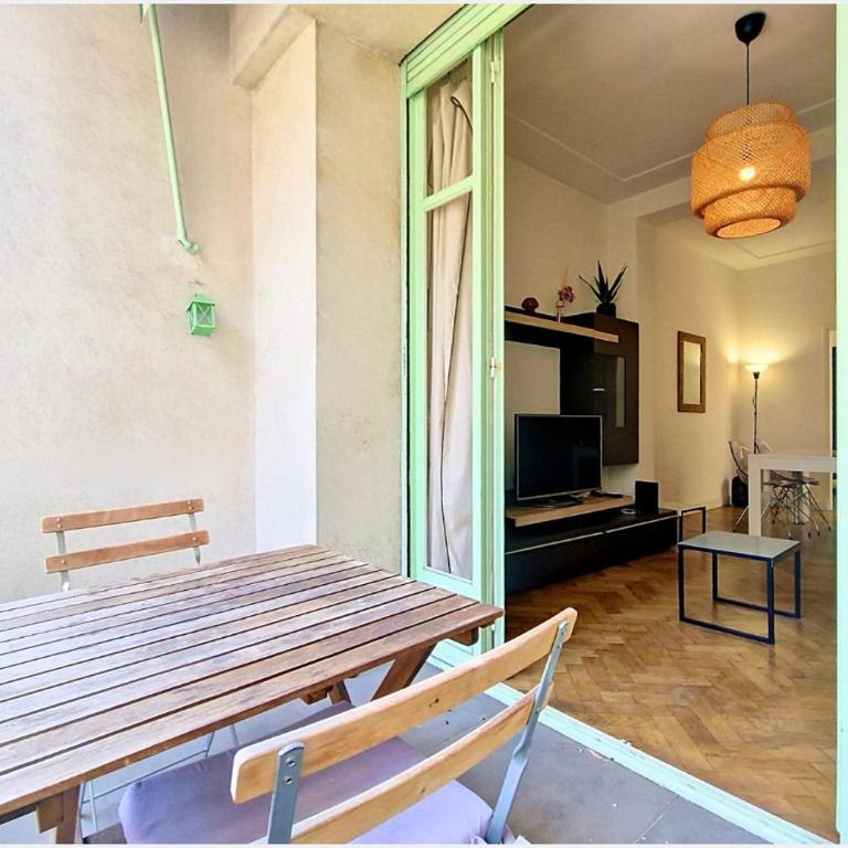 Nestor&Jeeves - COTE ALBERTI - Hyper center - By shopping avenue - Appartement avec Balcon - 6