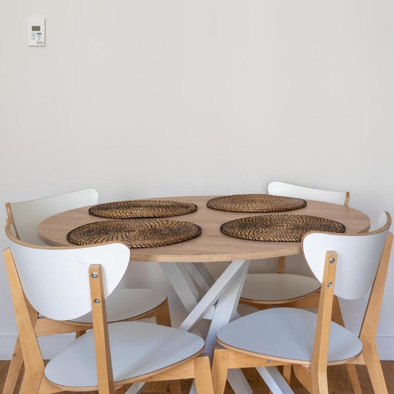 Cozy and Central 2BDR Modern Home in 10th Paris - Appartement - 85