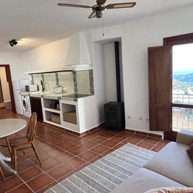 Casa Los Moriscos con increíbles vistas al mar - Casa con 1 dormitorio - 2