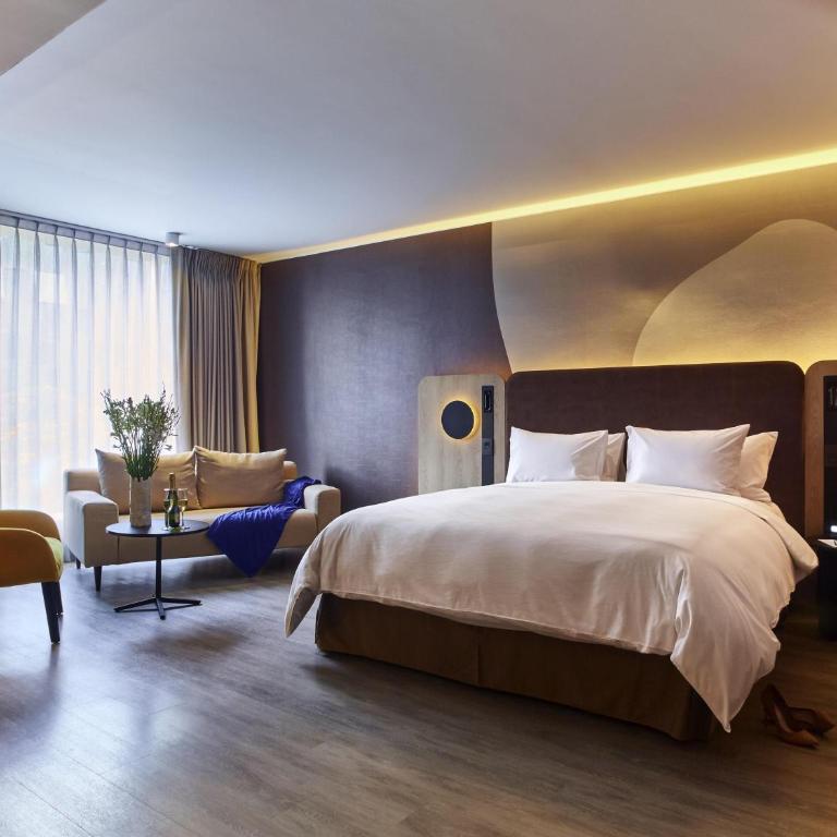 Pullman Lima San Isidro - Suite Deluxe con cama extragrande - 1