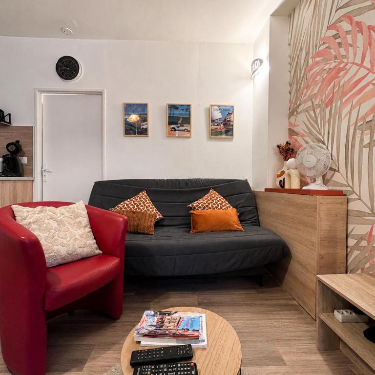 Le Clos des Baleines RDC avec jardin et 1 place de parking privée dans un garage - Appartement 1 Chambre - 14