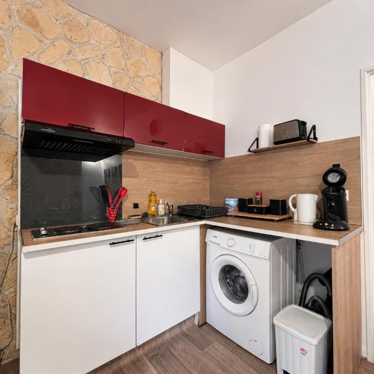 Le Clos des Baleines RDC avec jardin et 1 place de parking privée dans un garage - Appartement 1 Chambre - 3
