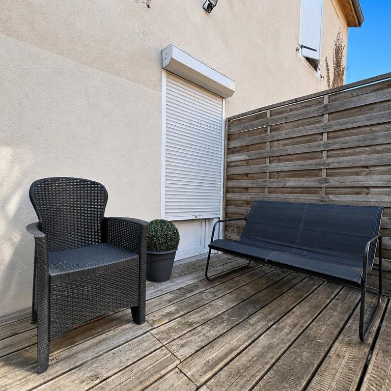 Le Clos des Baleines RDC avec jardin et 1 place de parking privée dans un garage - Appartement 1 Chambre - 17