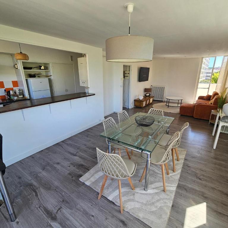 Bel appartement T4 spacieux au bord du Canal - Appartement 3 Chambres avec Balcon - 16