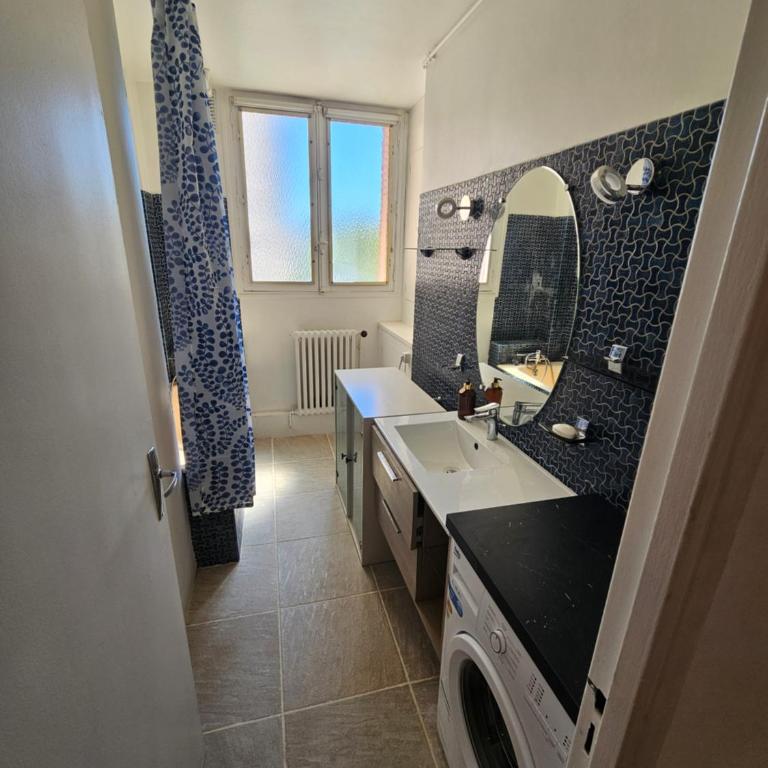 Bel appartement T4 spacieux au bord du Canal - Appartement 3 Chambres avec Balcon - 24