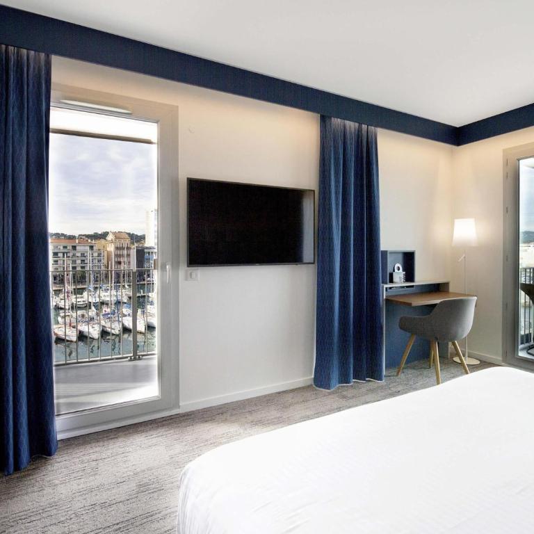 Hôtel Mercure Toulon La Seyne-Sur-Mer - Chambre Double Privilège avec Terrasse et Vue sur la Mer - 4