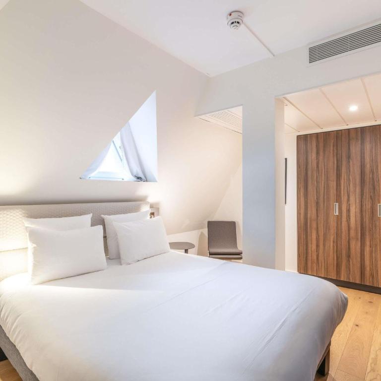 Novotel Deauville Plage - Suite Duplex avec 1 Lit Double et 1 Canapé - 6
