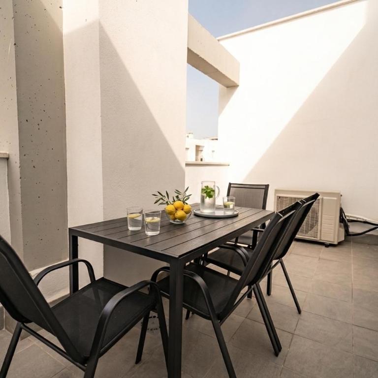 Kame House-3HAB, 3 terrazas con vistas al mar y parking, a un paso del centro - Apartamento de 3 dormitorios con vistas al mar - 1