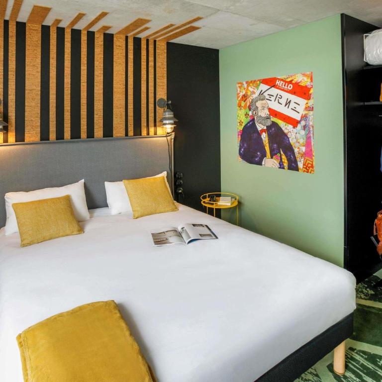 ibis Styles Amiens Centre - Chambre Familiale avec Lit Double et Canapé-Lit - 7