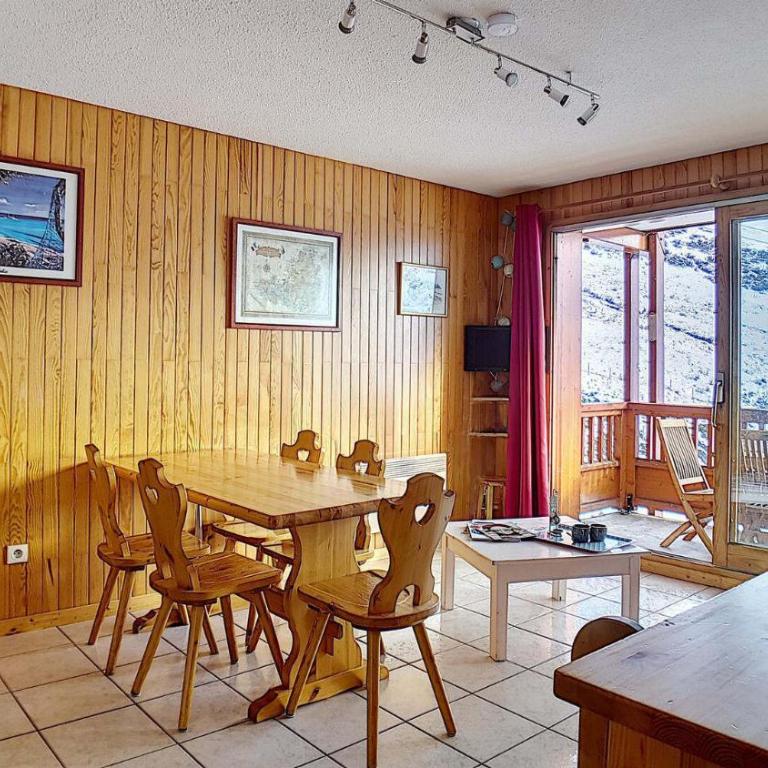 Résidence Tetras Lyre - Appartement spacieux · Départ et retour skis aux pieds · Balcon MAE-0504 - Appartement - 2