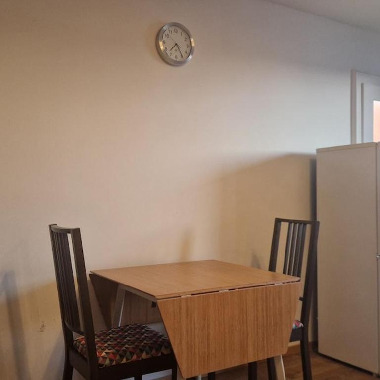 Cozy apartment near the Oktoberfest for 4 people - One-Bedroom Apartment - 9