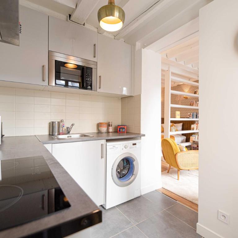 Beautiful Studio in Ile Saint Louis - Studio Lit King-Size avec Canapé-Lit - 4