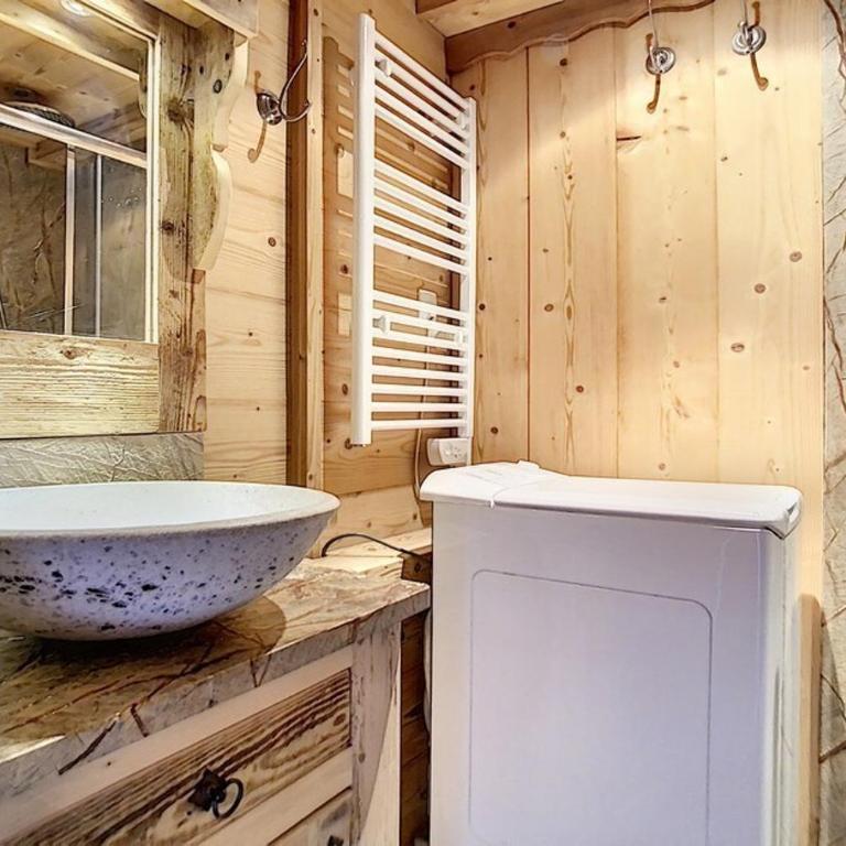 Résidence Caron - Appartement duplex rénové · Départ ski aux pieds · Balcon MAE-0694 - Appartement - 9