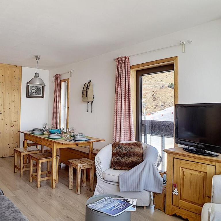 Résidence Dorons - Appartement rénové · Centre station · Balcon MAE-0764 - Appartement - 4