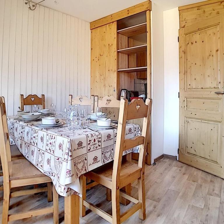 Résidence Origanes - Appartement confortable · Départ et retour skis aux pieds · Balcon Parking inclus MAE-1034 - Appartement - 4