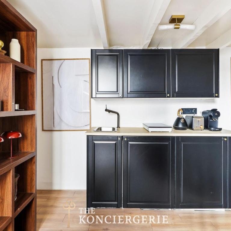 Parisian Chic Retreat - 2 Guests - Appartement - 4