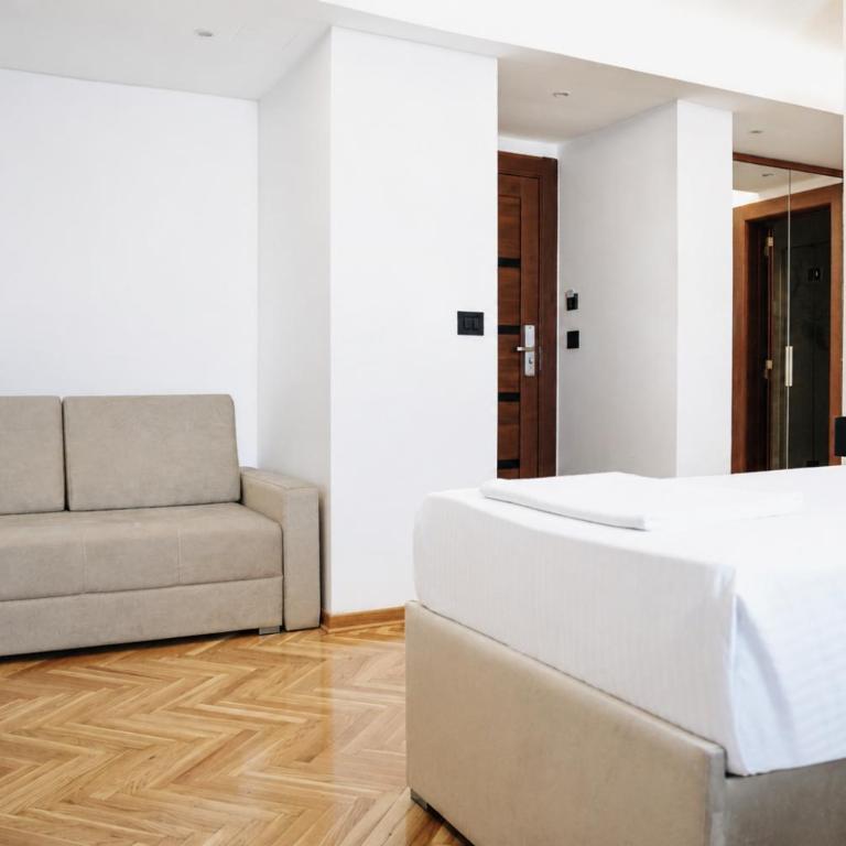 Hotel Sucevic Garni - Chambre Double Deluxe (2 Adultes + 1 Enfant) - 1