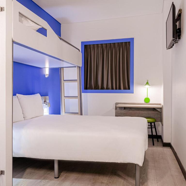 ibis Budget Barranquilla - Habitación Doble con cama supletoria (2 adultos + 1 niño) - 1