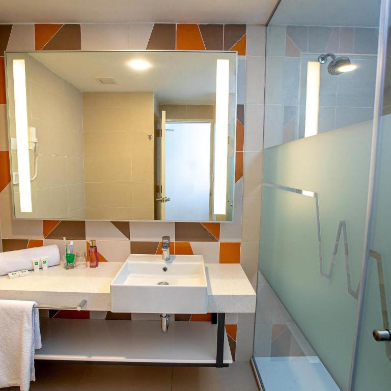 ibis Styles Lima Benavides Miraflores - Superior Twin Room - 5