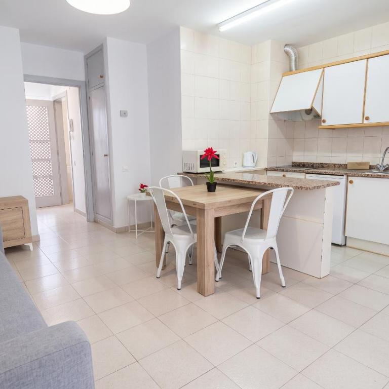 Abelletes Apartments - Standard Triple Studio - 3