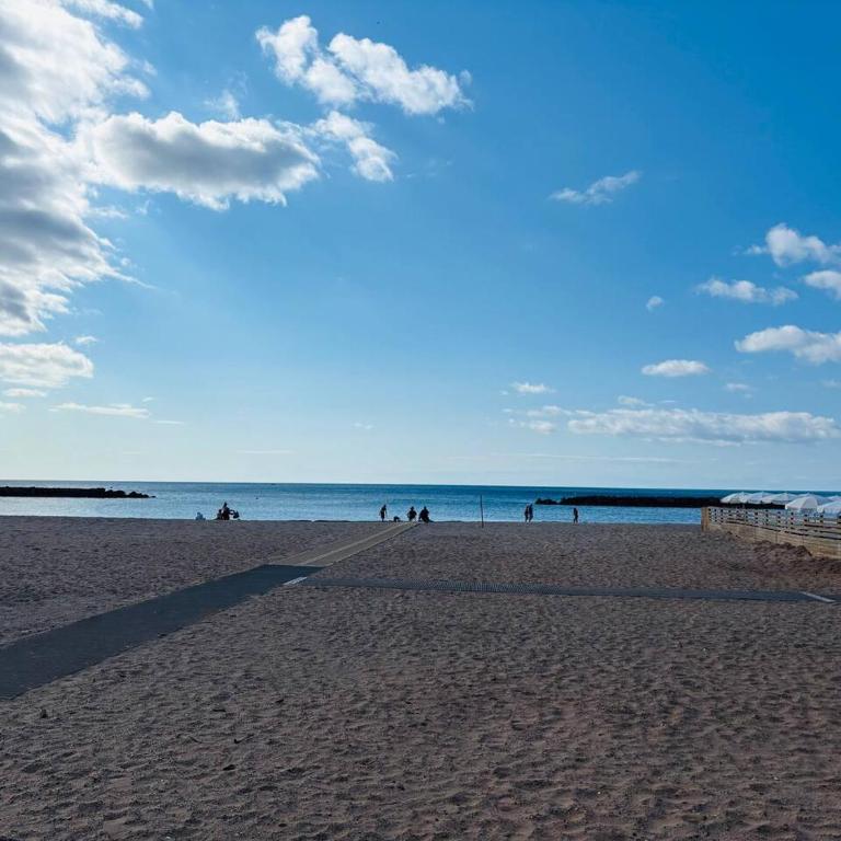 Appart Bord de Mer, Parking privé gratuit,Pour 2 ou 4pers - Apartment mit 1 Schlafzimmer - 5
