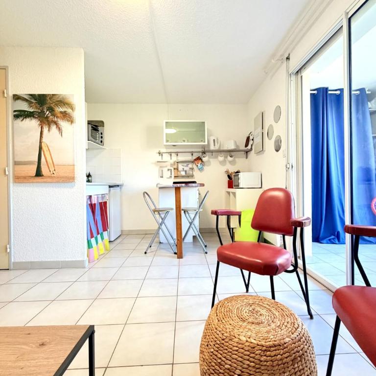 Appart Bord de Mer, Parking privé gratuit,Pour 2 ou 4pers - Apartment mit 1 Schlafzimmer - 7