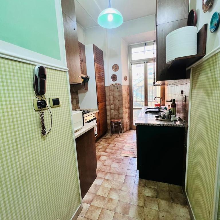 Your house in Rome - 10 minutes from Colosseo! - Appartamento con 3 Camere da Letto - 4