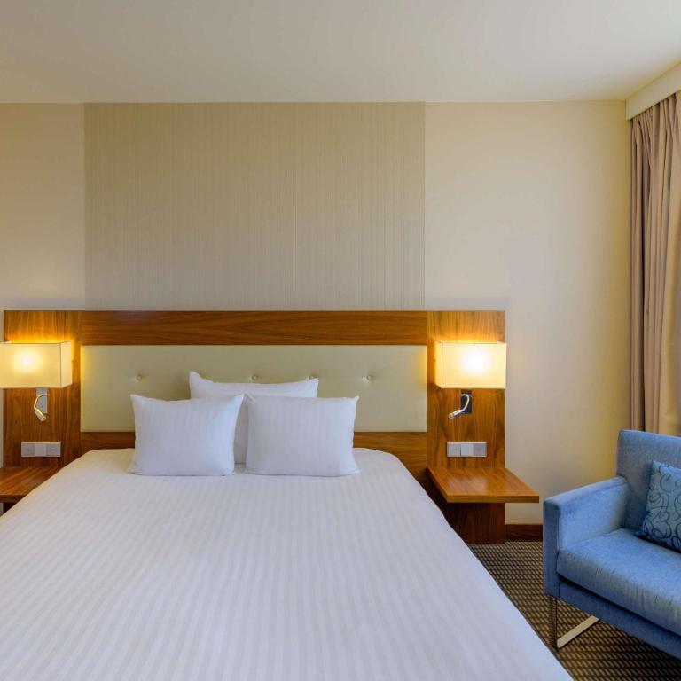 Mövenpick Hotel Geneva - Chambre Lit King-Size Classique - 5