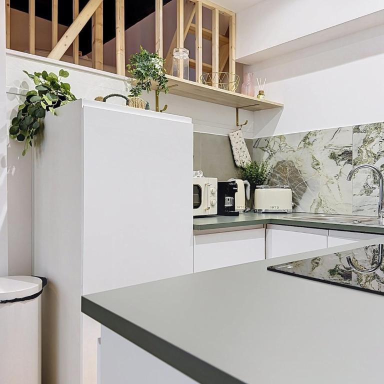 Le 25 Duplex - Coeur de vieille ville - Basilique - Appartement 2 Chambres - 10